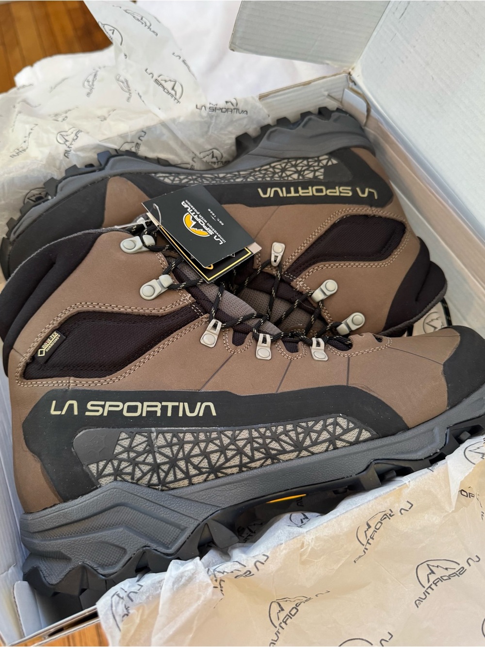 NWT La Sportiva Nucleo High II GTX Hiking Boots - Men’s 12.5 - Picture 4 of 12